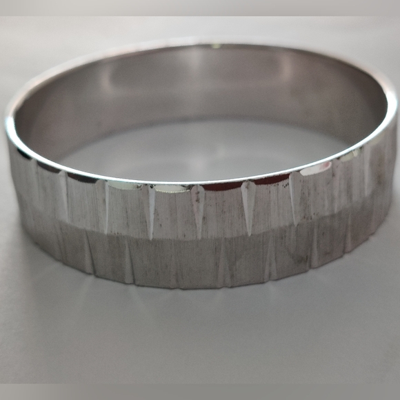 Vintage Money Wide Bangle bracelet - Picture 11 of 16